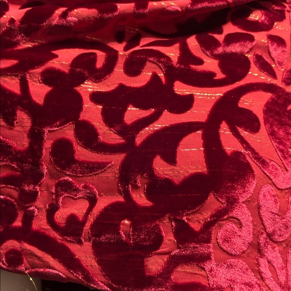 #128 Red burnout, velvet fringe scarf - Picture 6 of 10